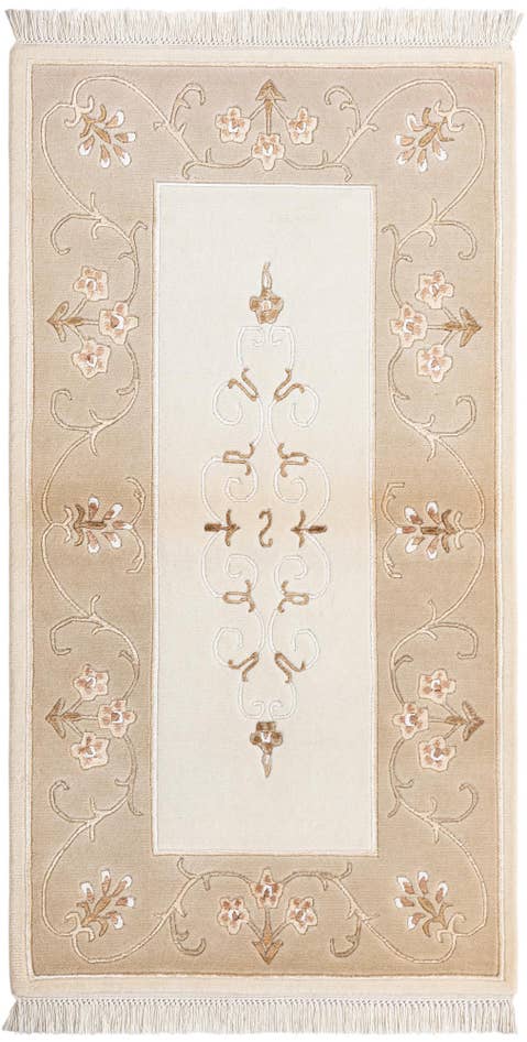 Detail image of 2' 8 x 5' Hand Knotted Darya Rug