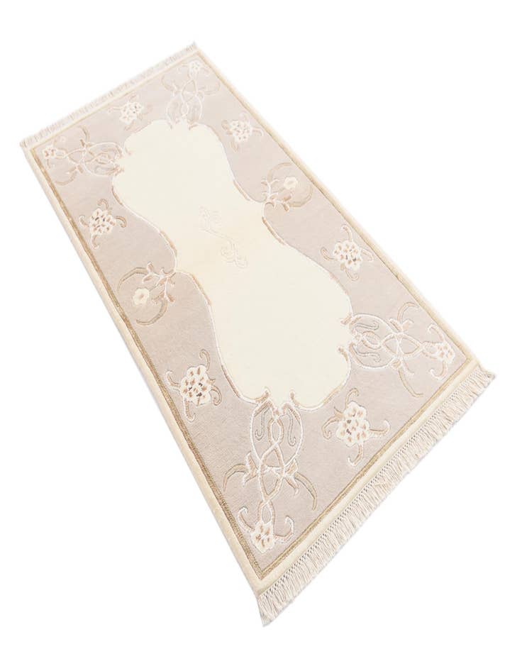 Detail image of 2' 9 x 5'  Hand Knotted Darya Rug