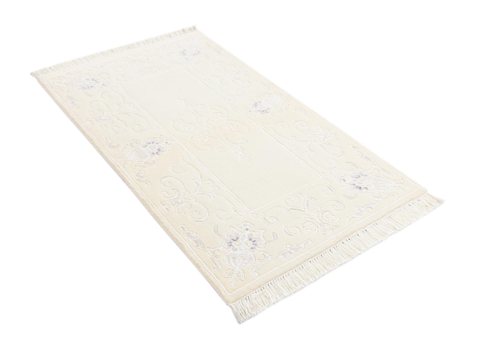 2' 7 x 4' 7 Hand Knotted Darya Rug