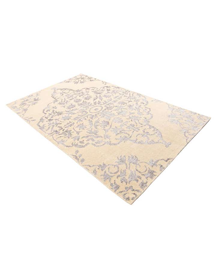 5' x 8' Hand Knotted Darya Rug