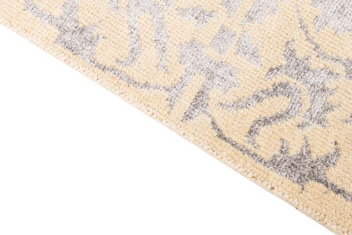 5' x 8' Hand Knotted Darya Rug