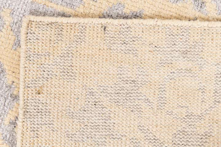 5' x 8' Hand Knotted Darya Rug