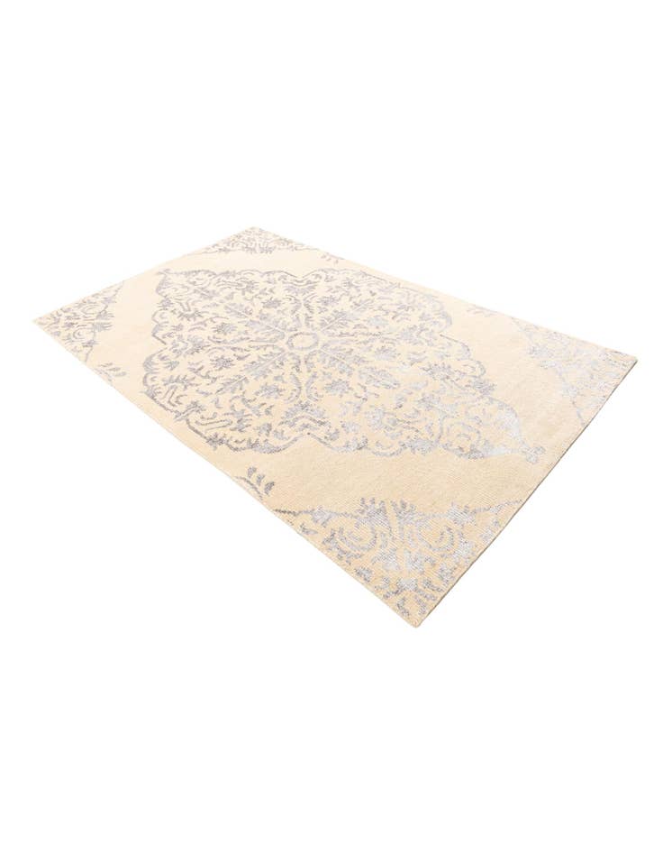 Detail image of 4' 10 x 8'  Hand Knotted Darya Rug