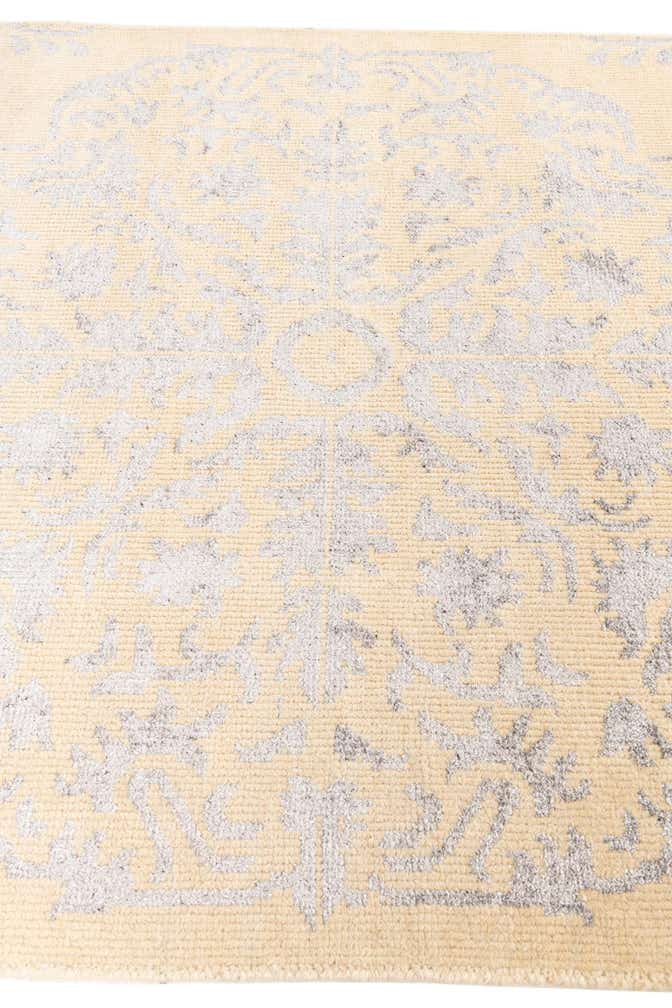 4' 10 x 8' Hand Knotted Darya Rug
