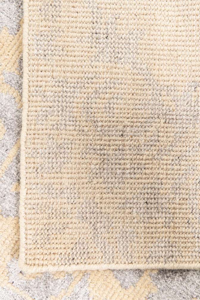 4' 10 x 8' Hand Knotted Darya Rug