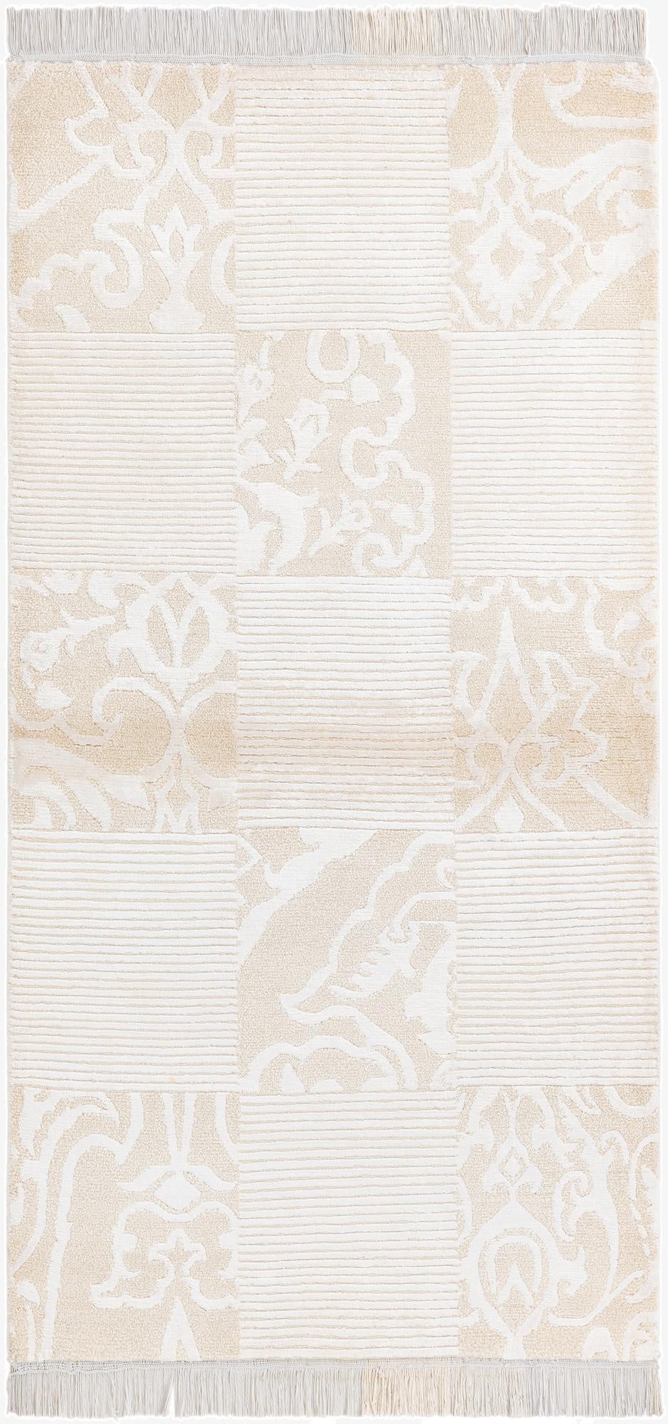 2' 7 x 5' 2  Hand Knotted Darya Rug