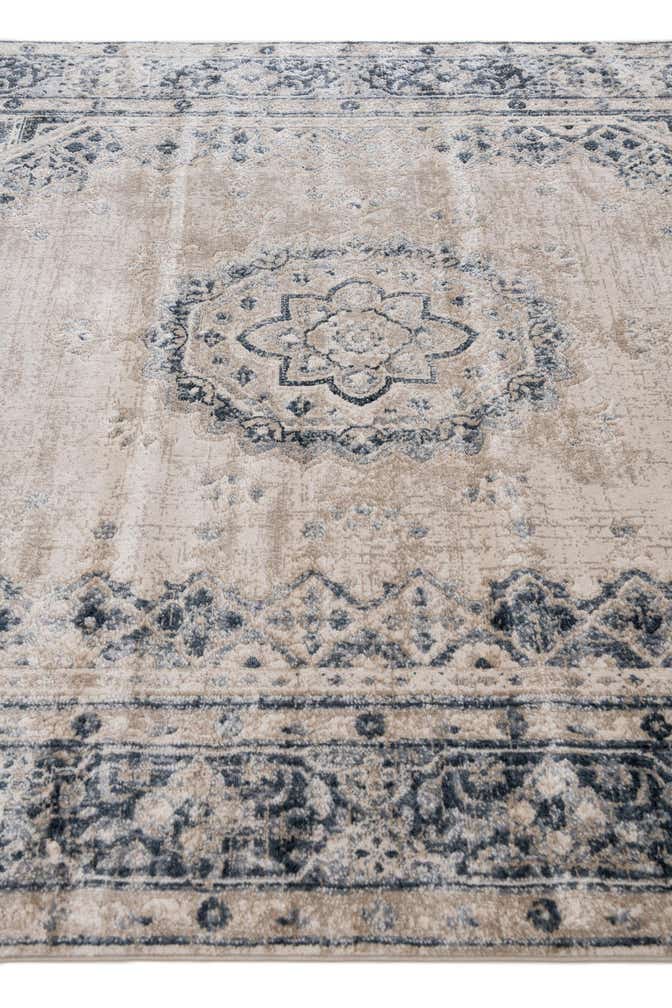 5' x 7' 6 Eliza Rug