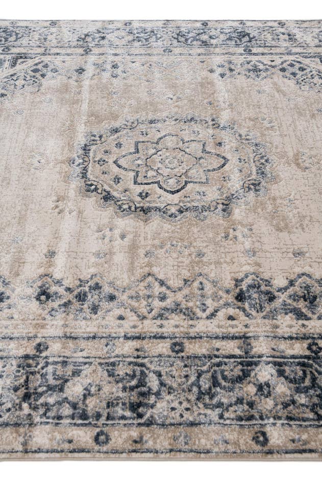 Detail image of 5' x 7' 6 Eliza Rug