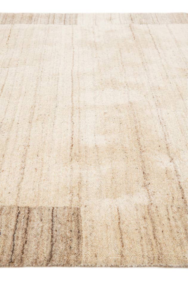 Detail image of 4' x 6' Hand Knotted Gabbeh Wool Rug