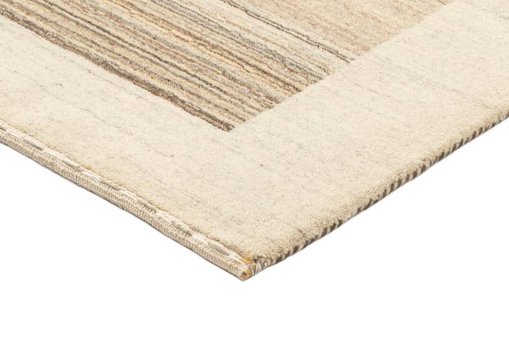 Detail image of 2' 5 x 4' 7 Hand Knotted Gabbeh Wool Rug