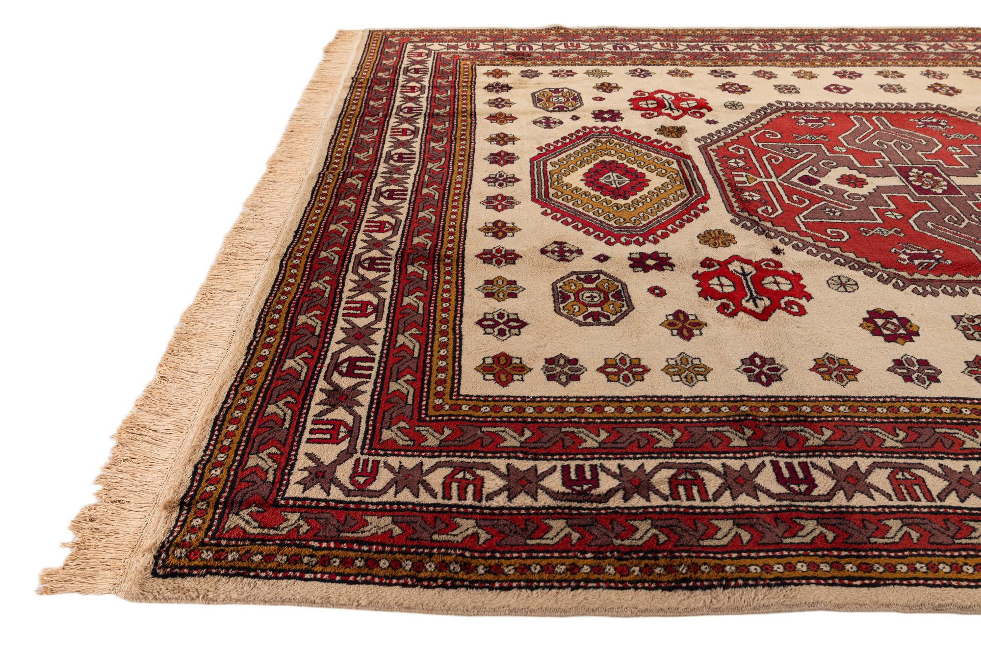 8' 5 x 10' 4 Hand Knotted Heriz Wool Rug