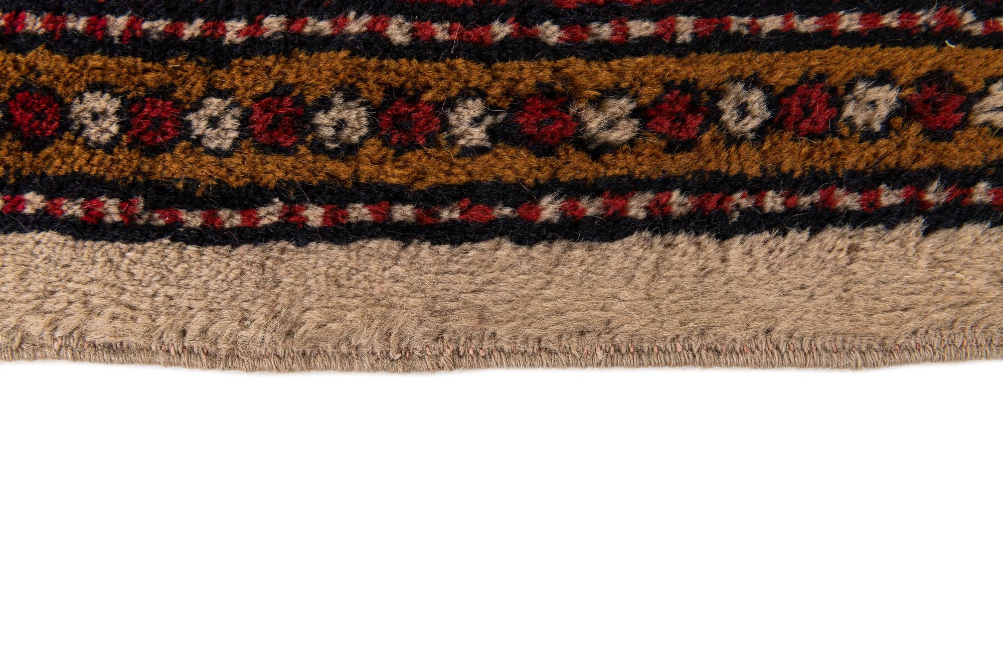 8' 5 x 10' 4 Hand Knotted Heriz Wool Rug