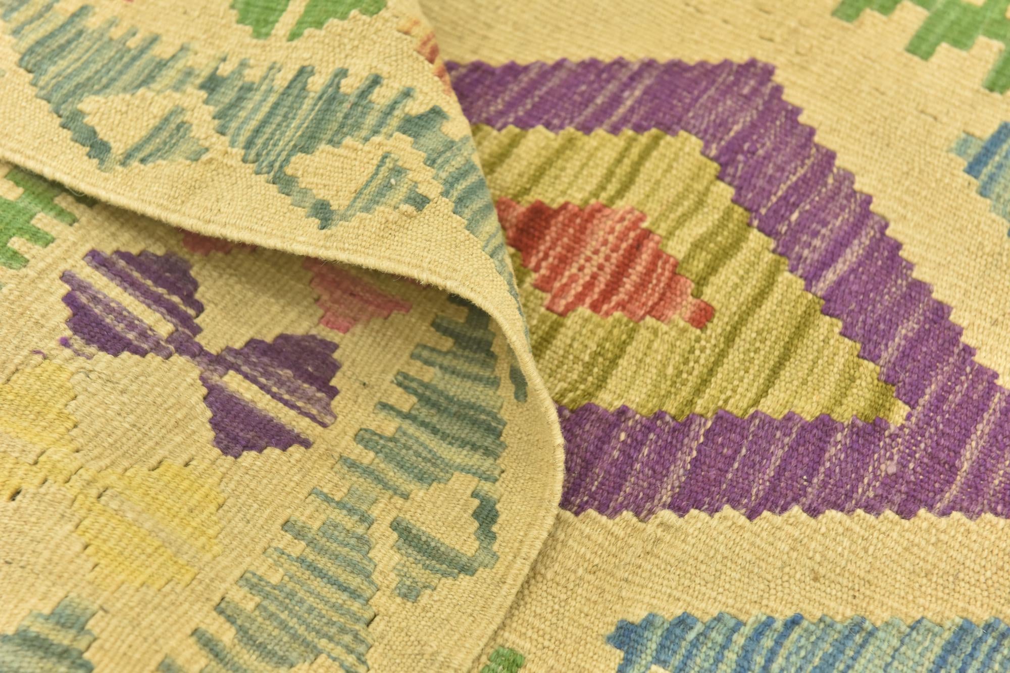 2' 9 x 4' Hand Woven Kilim Maymana Wool Rug