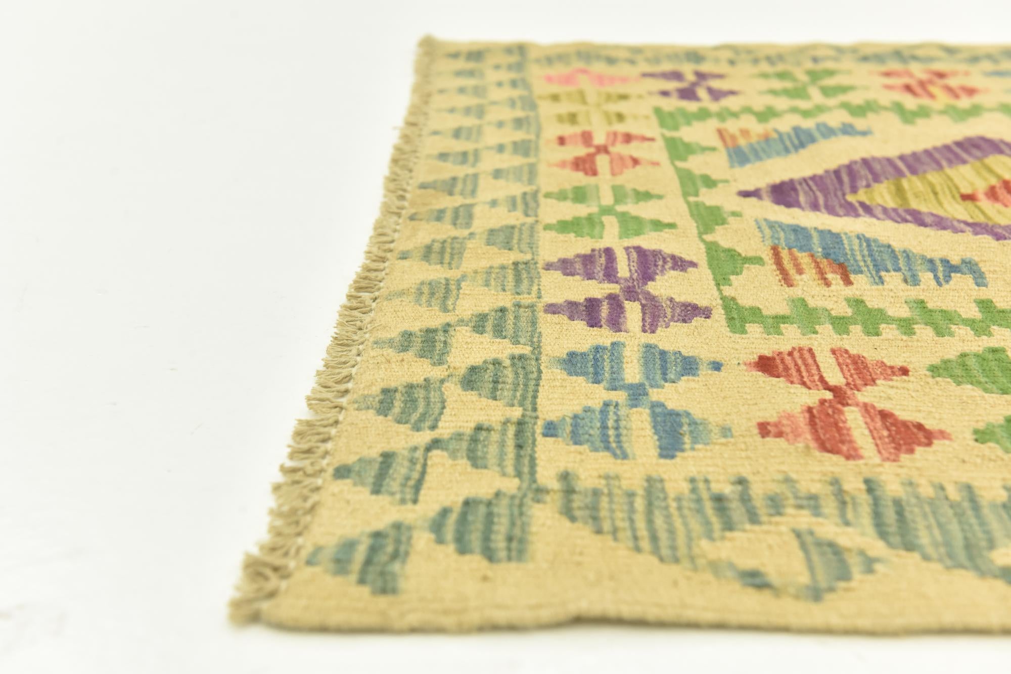 2' 9 x 4' Hand Woven Kilim Maymana Wool Rug