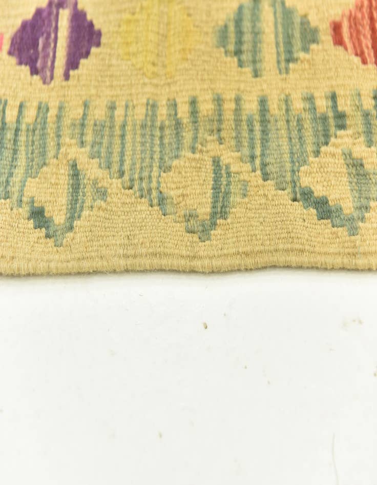 Detail image of 2' 9 x 4'  Hand Woven Kilim Maymana Wool Rug