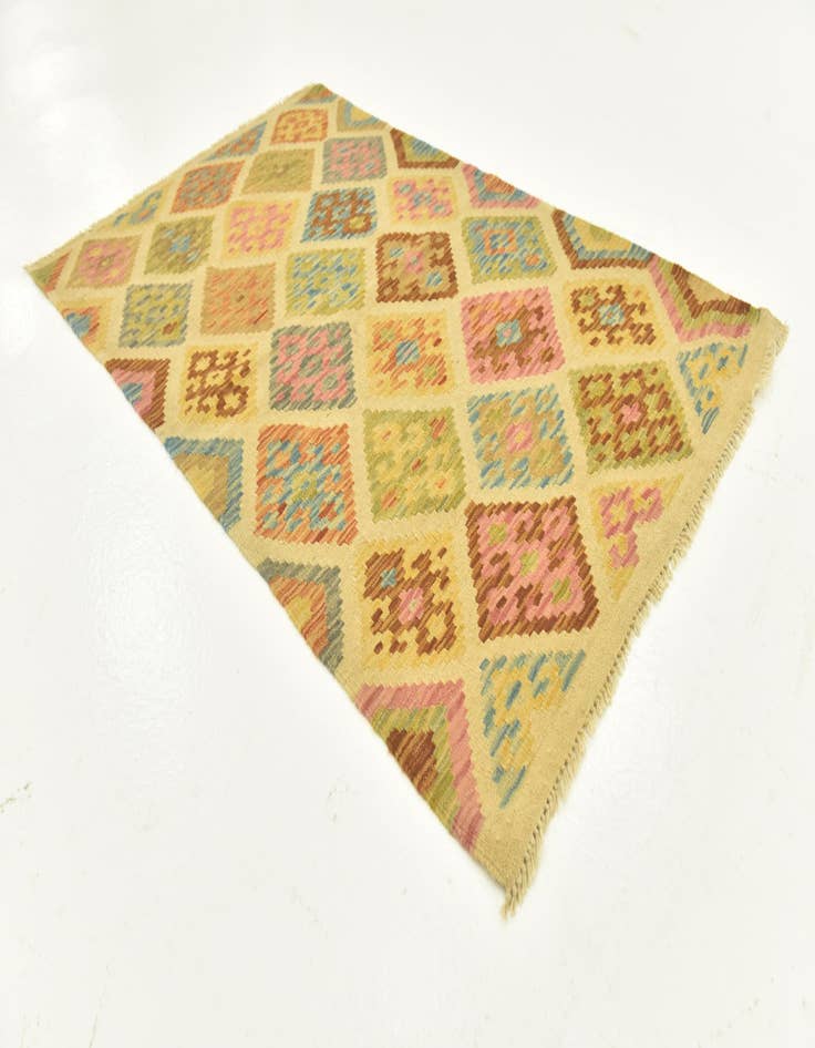 Detail image of 3' 3 x 5' 2  Hand Woven Kilim Maymana Wool Rug