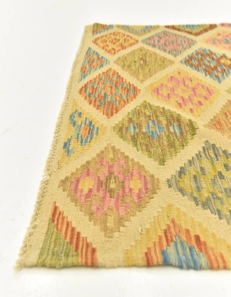 Detail image of 3' 3 x 5' 2  Hand Woven Kilim Maymana Wool Rug
