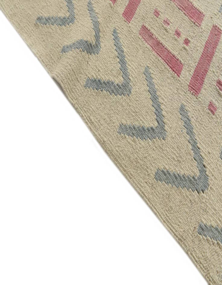 Detail image of 6' 1 x 7' 10  Hand Woven Kilim Modern Wool Rug