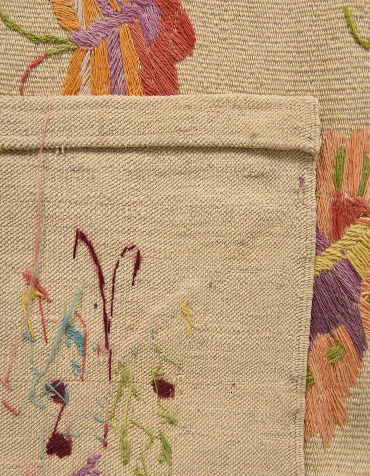 Detail image of 5' 5 x 7' 8  Hand Woven Kilim Suzani Wool Rug