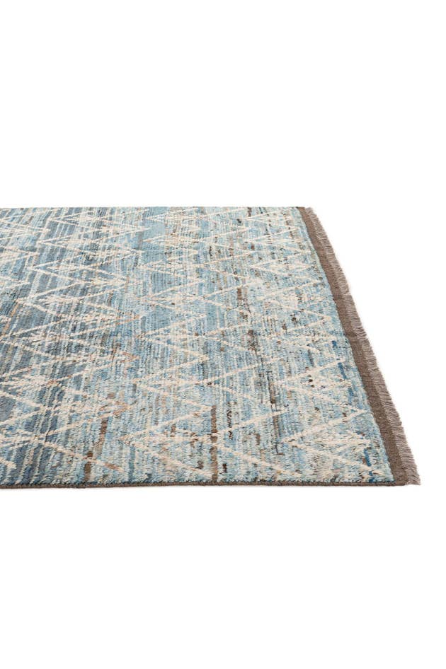 Detail image of 6' 9 x 10' 2 Hand Knotted Moroccan Wool Rug