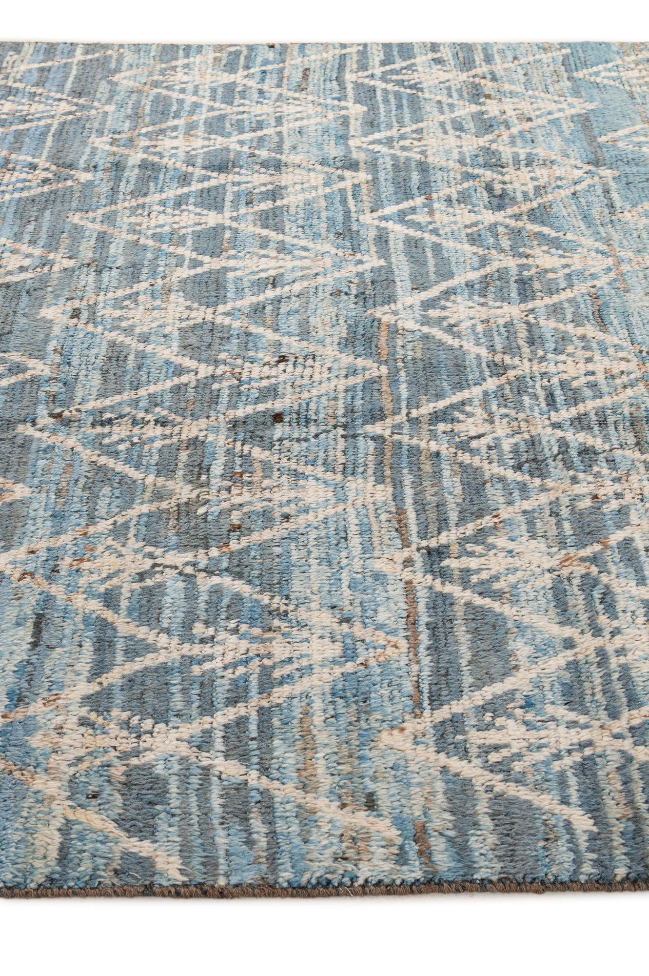 6' 9 x 10' 2 Hand Knotted Moroccan Wool Rug
