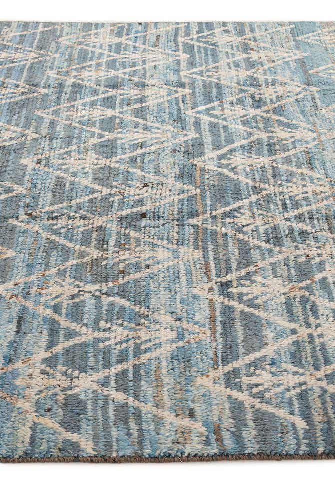6' 9 x 10' 2 Hand Knotted Moroccan Wool Rug