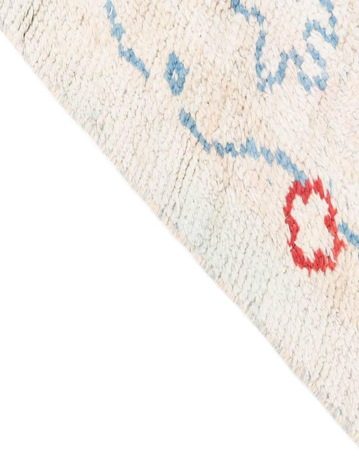 Detail image of 8' 6 x 12'  Hand Knotted Moroccan Wool Rug