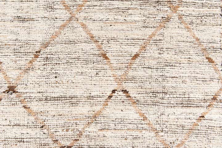 4' 1 x 6' Hand Knotted Moroccan Wool Rug