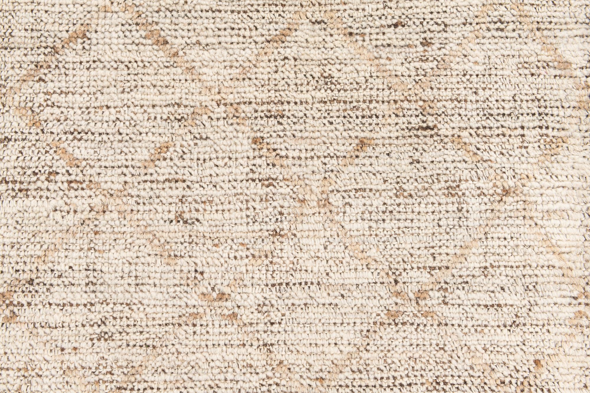 4' 6 x 6' 1 Hand Knotted Moroccan Wool Rug