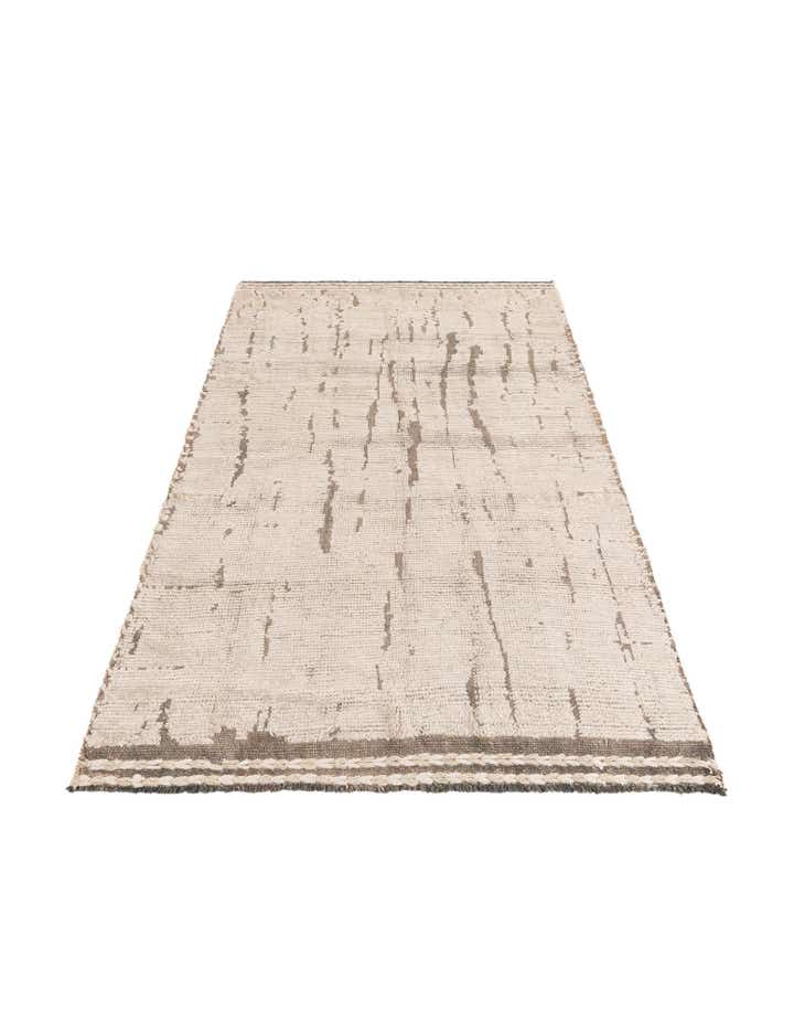 4' 4 x 7' Hand Knotted Moroccan Wool Rug