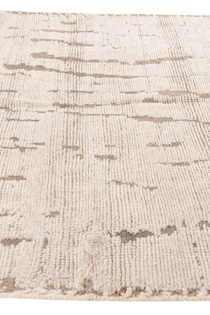 4' 4 x 7' Hand Knotted Moroccan Wool Rug