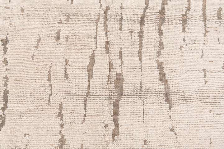 4' 4 x 7' Hand Knotted Moroccan Wool Rug