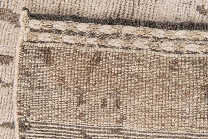 4' 4 x 7' Hand Knotted Moroccan Wool Rug