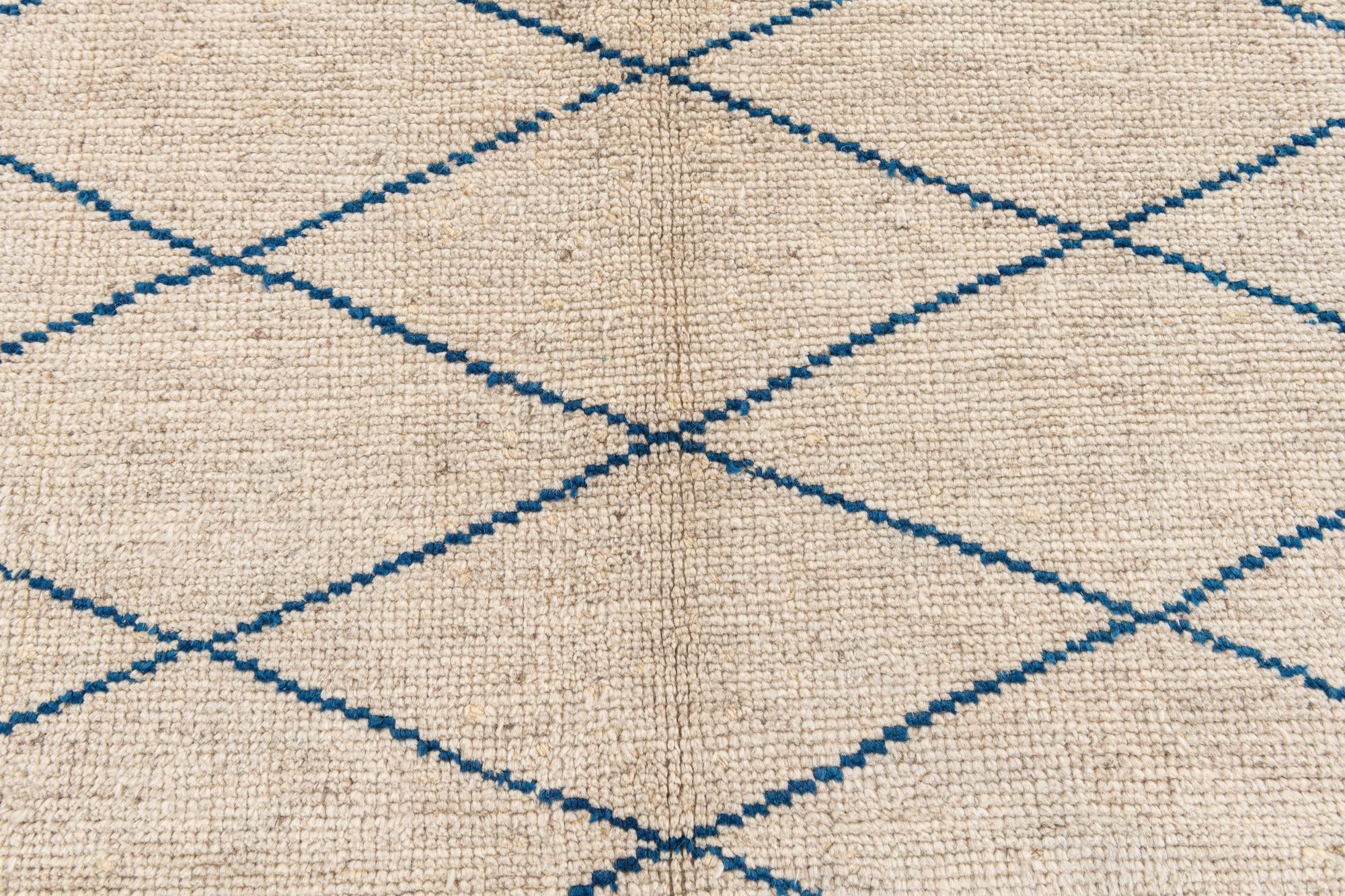 6' 1 x 9' Hand Knotted Moroccan Wool Rug