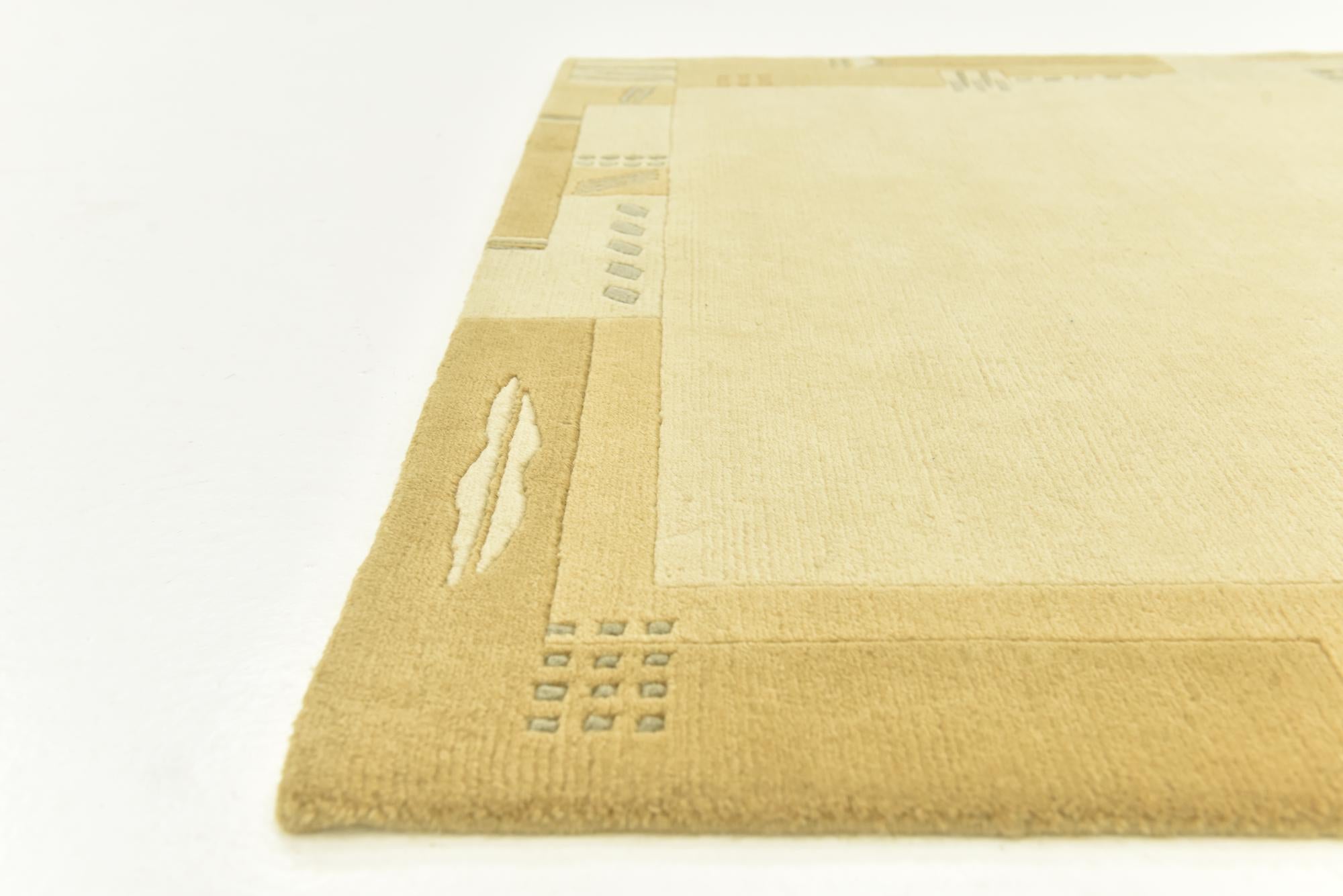 4' x 5' 10 Hand Knotted Nepal Wool Rug