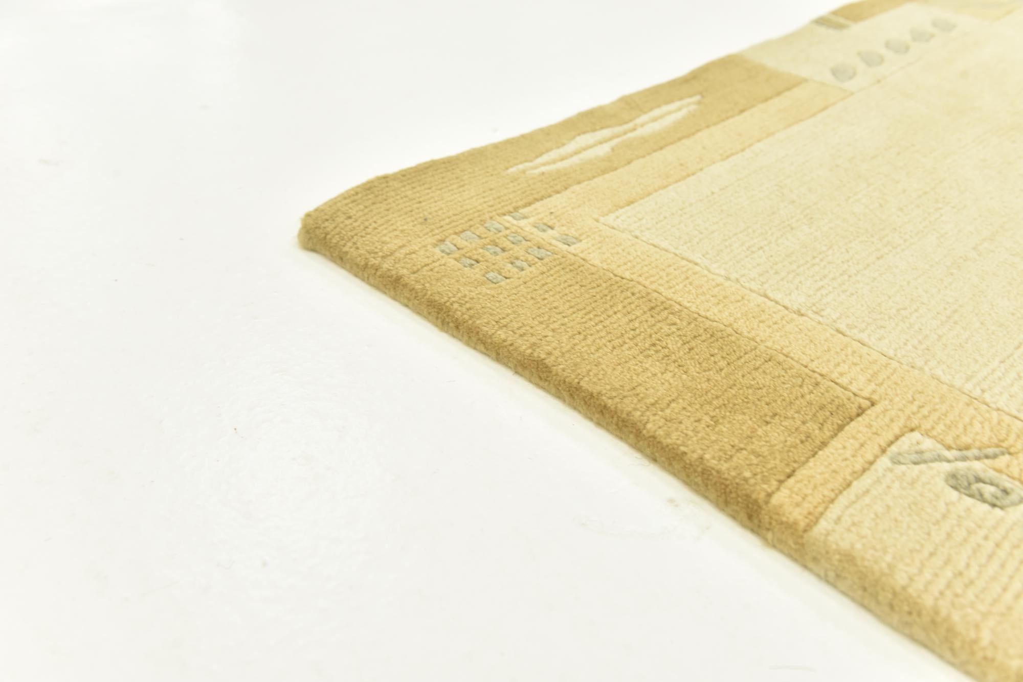 4' x 5' 10 Hand Knotted Nepal Wool Rug