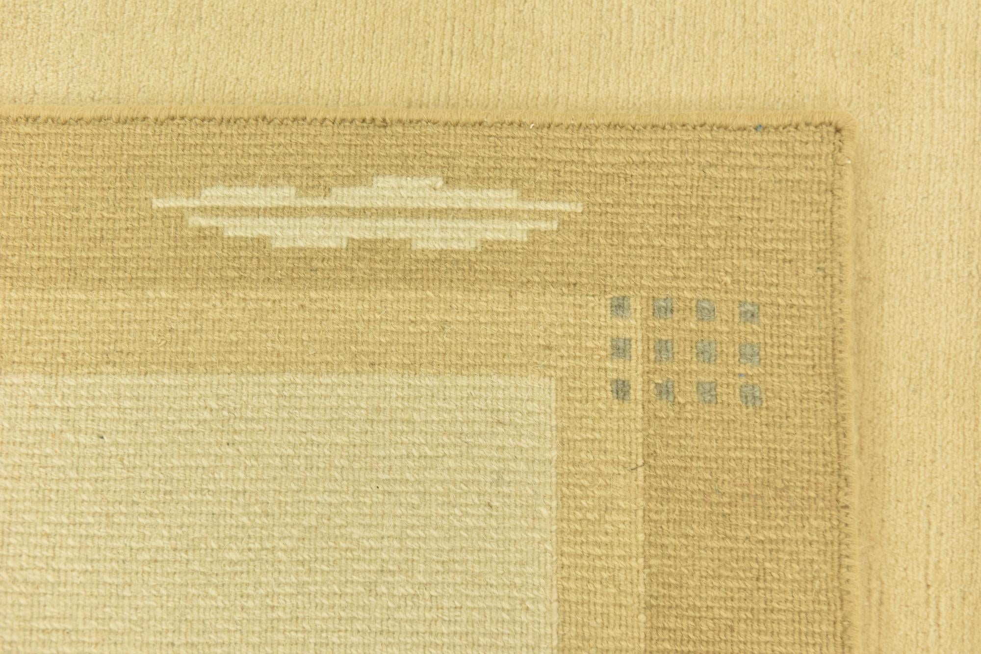 4' x 5' 10 Hand Knotted Nepal Wool Rug