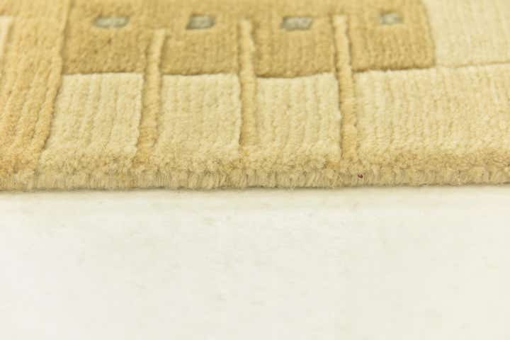 4' x 5' 10 Hand Knotted Nepal Wool Rug