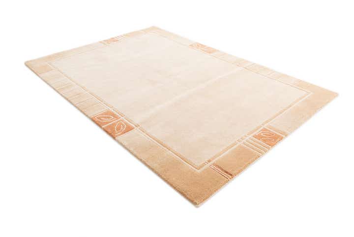 4' 8 x 6' 8 Hand Knotted Nepal Rug