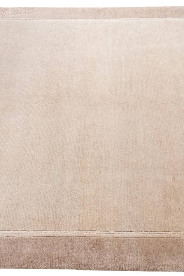 Detail image of 5' x 6' 6 Hand Knotted Nepal Rug