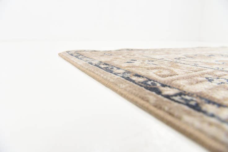 Detail image of 5' 3 x 7' 5 New Vintage Rug