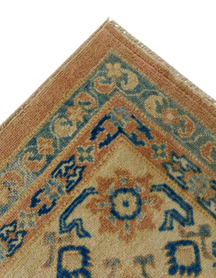 Detail image of 8' 2 x 9' 10 Hand Knotted Oushak Wool Rug