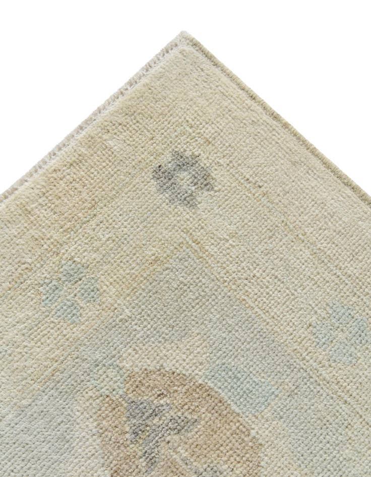 Detail image of 10' 5 x 13' 11 Hand Knotted Oushak Wool Rug