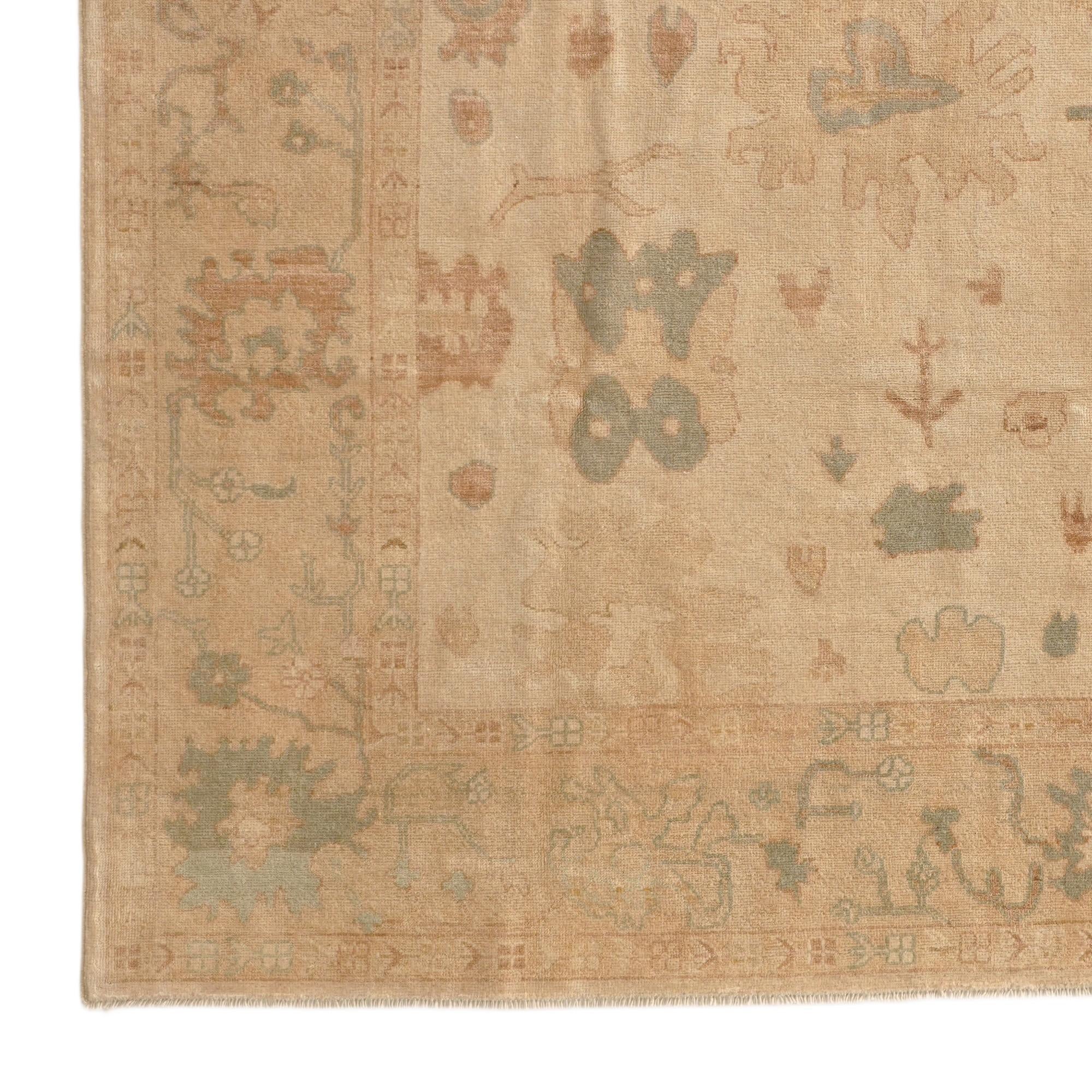 8' 5 x 9' 10 Hand Knotted Oushak Wool Rug