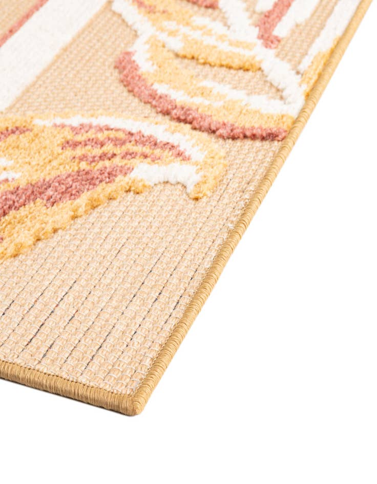 Detail image of 5' x 7' 7 Easy-Clean Indoor / Outdoor Rug