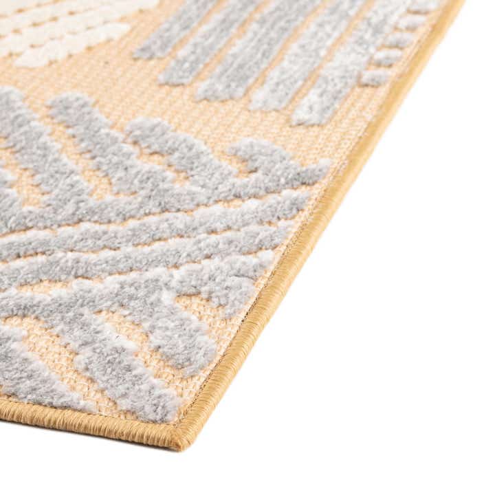 5' 3 x 7' 7 Easy-Clean Indoor / Outdoor Rug