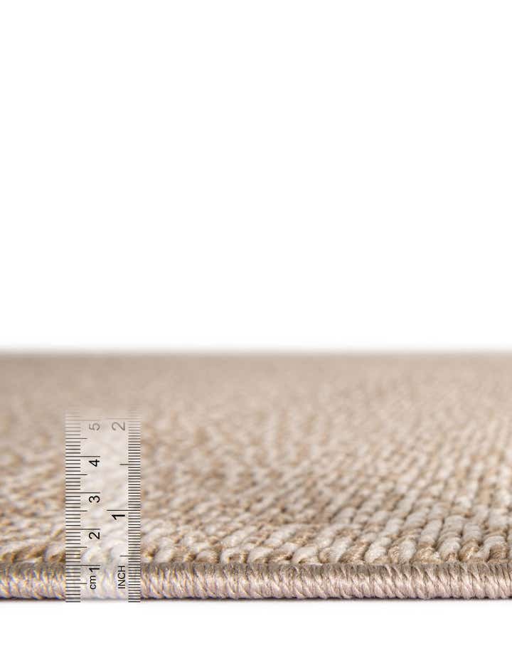 4' x 6' Easy-Clean Solid Indoor / Outdoor Rug