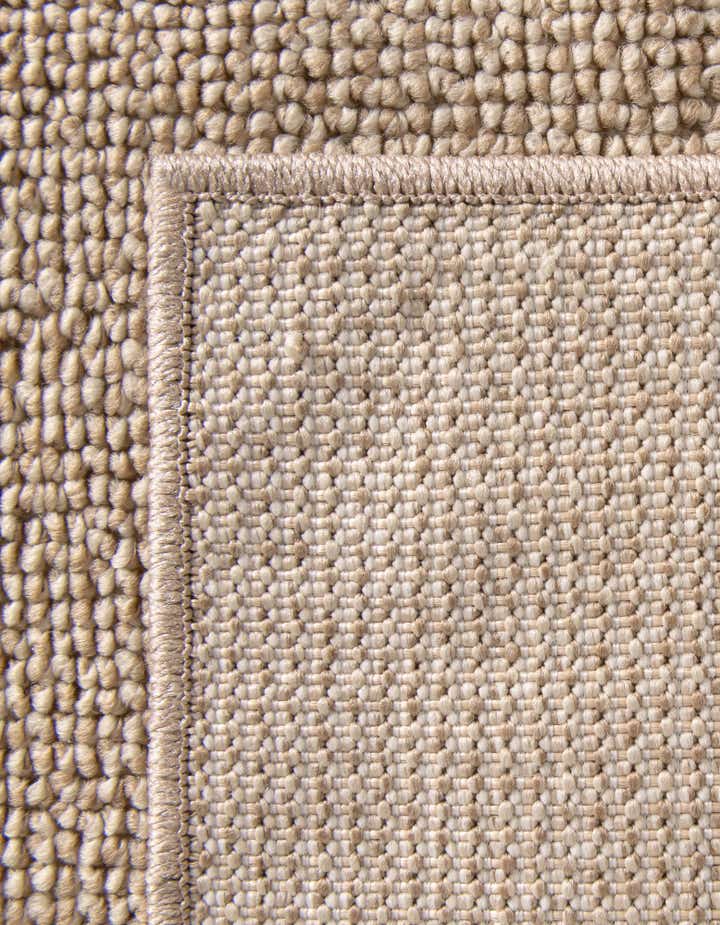 4' x 6' Easy-Clean Solid Indoor / Outdoor Rug