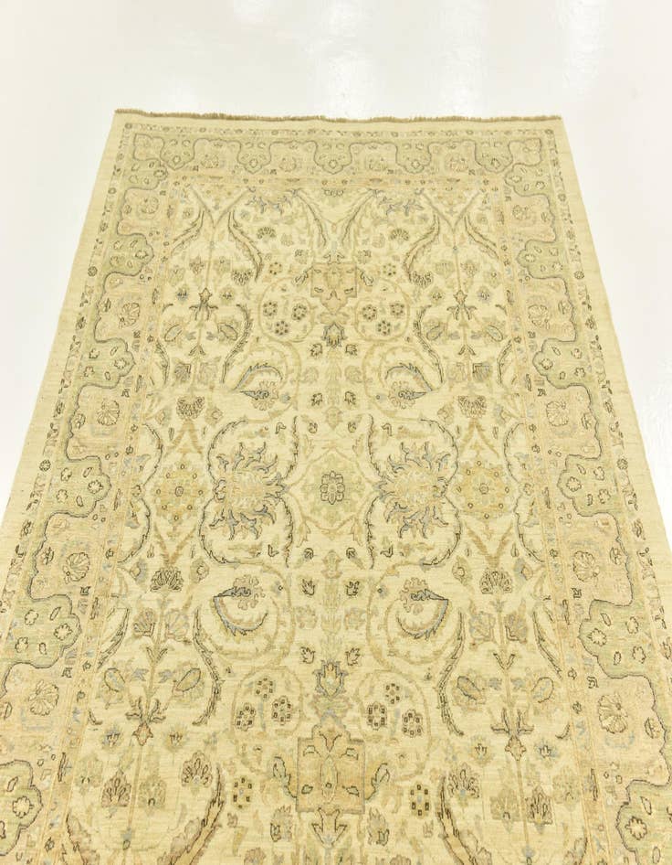 Detail image of 5' 6 x 7' 6  Hand Knotted Peshawar Ziegler Rug