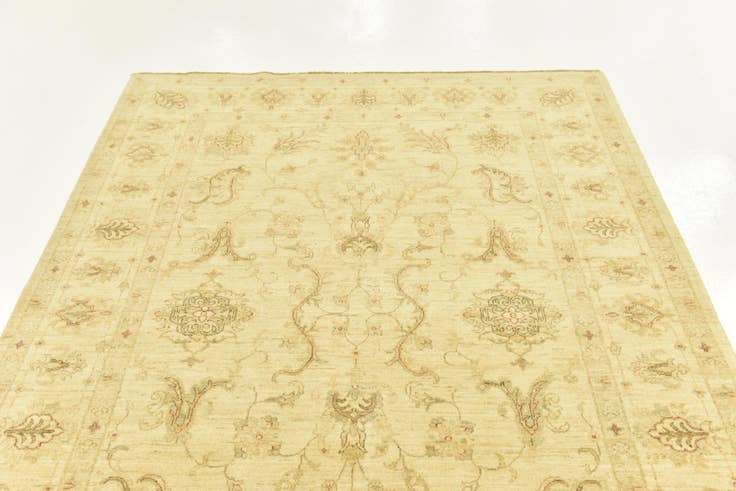 Detail image of 5' 9 x 7' 8 Hand Knotted Peshawar Ziegler Rug